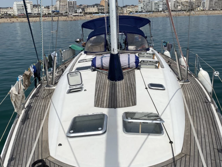 YachtCharter in Pointe-à-Pitre - Jeanneau Sun Odyssey 49 auf SamBoat