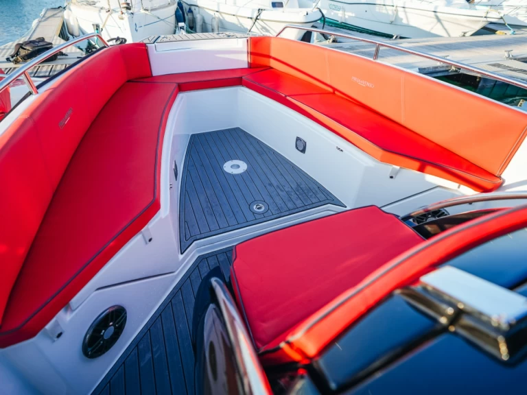 Boot mieten L'Herbaudière günstig Jaguar 7.0