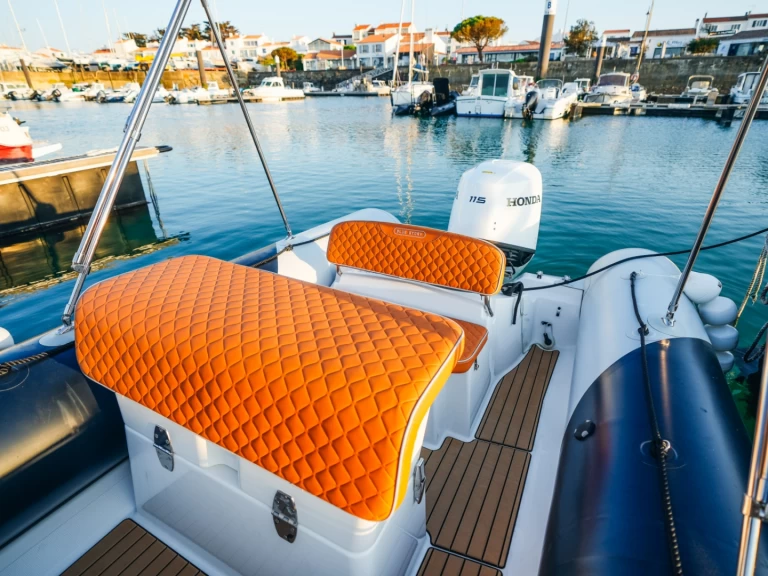 Schlauchboot mieten in L'Herbaudière zum besten Preis