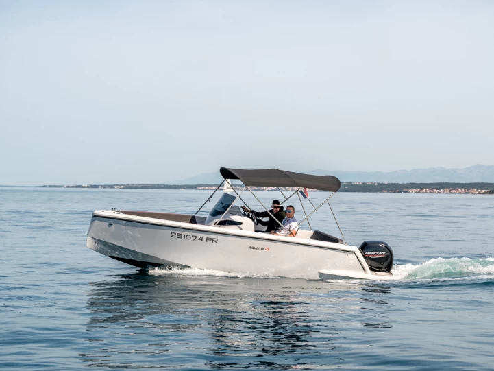 Vermietung Motorboot Pičuljan mit Führerschein