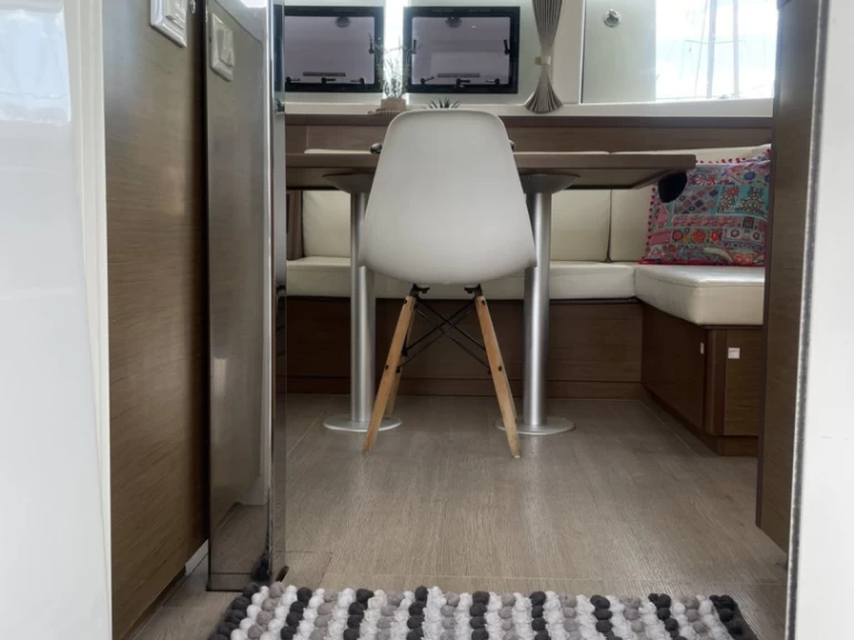 Ein Lagoon Lagoon 40 mieten in Paros (Insel)