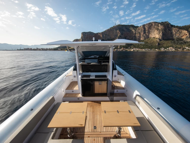 Schlauchboot mieten in Lipari zum besten Preis