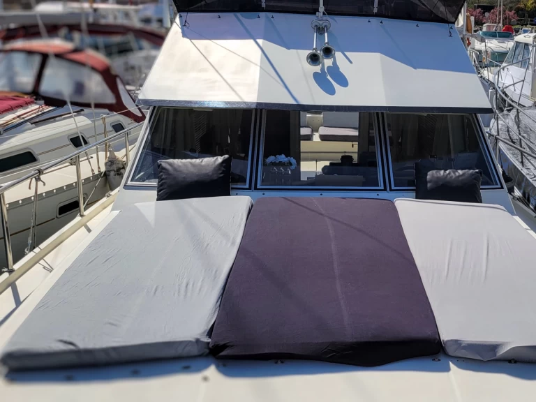 Bootsverleih Guy Couach Guy Couach 1200 Fly Sainte-Marie-la-Mer Samboat