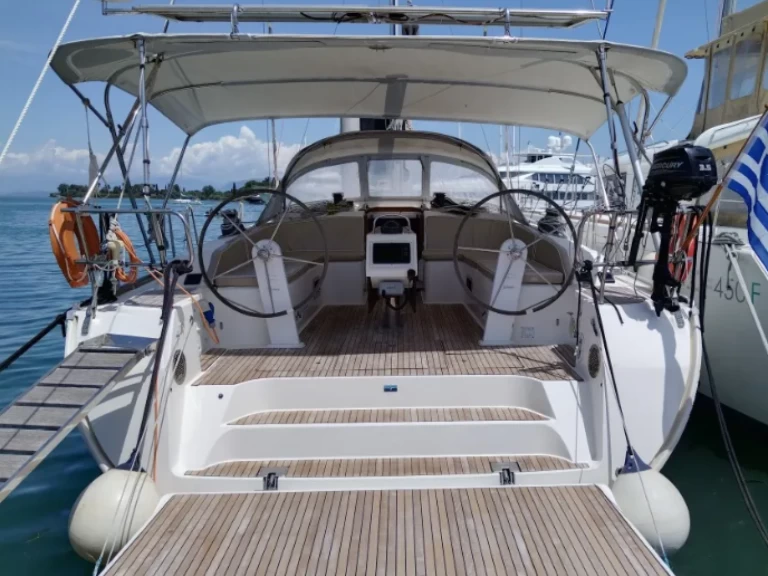 Segelboot mit oder ohne Skipper Bavaria mieten in Gouviá