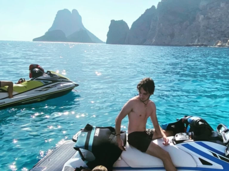 Jetski mieten in Santa Eulària des Riu zum besten Preis