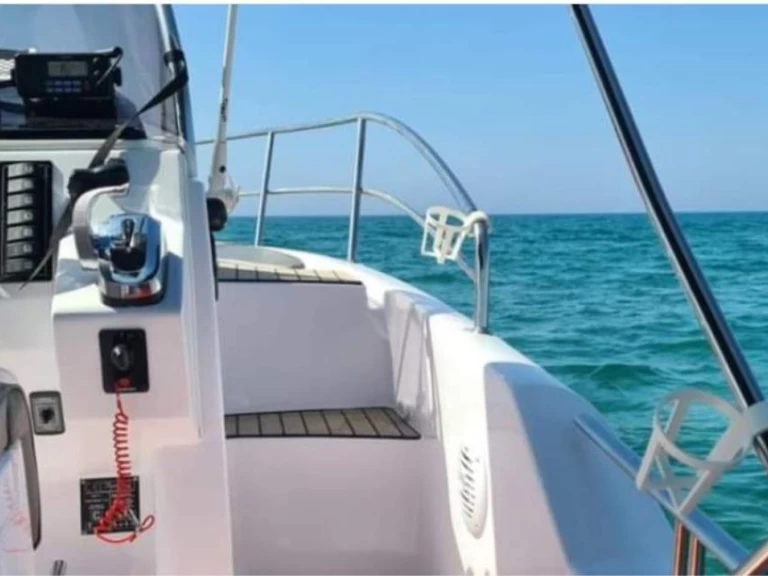 Ein Aquabat 850 mieten in Taormina