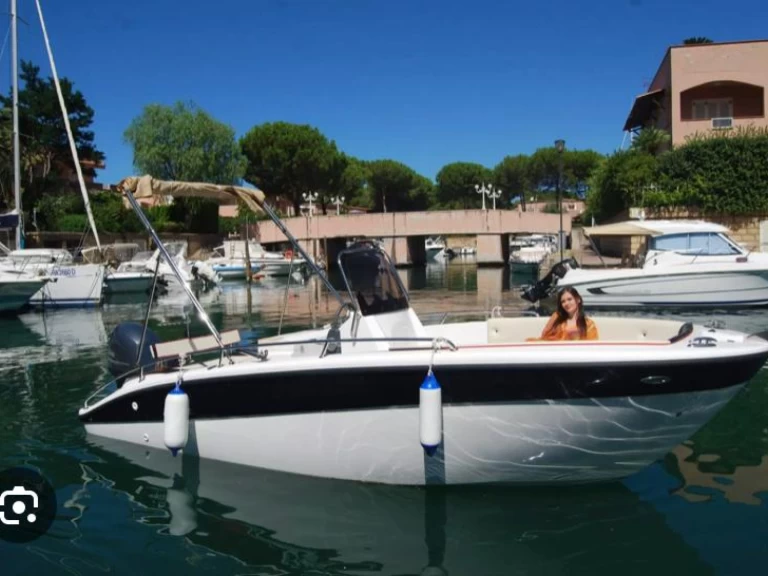 Motorboot mit oder ohne Skipper Orizzonti mieten in Follonica