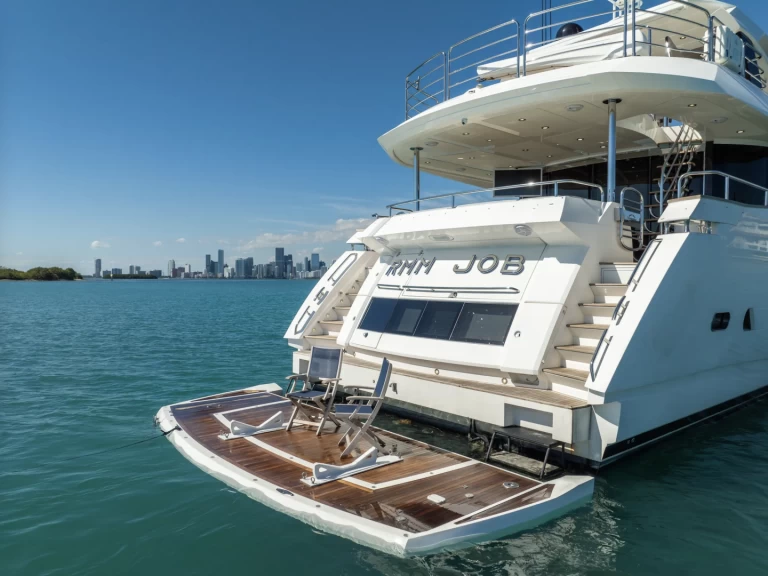 YachtCharter in South Miami Beach - Sunseeker 96 auf SamBoat