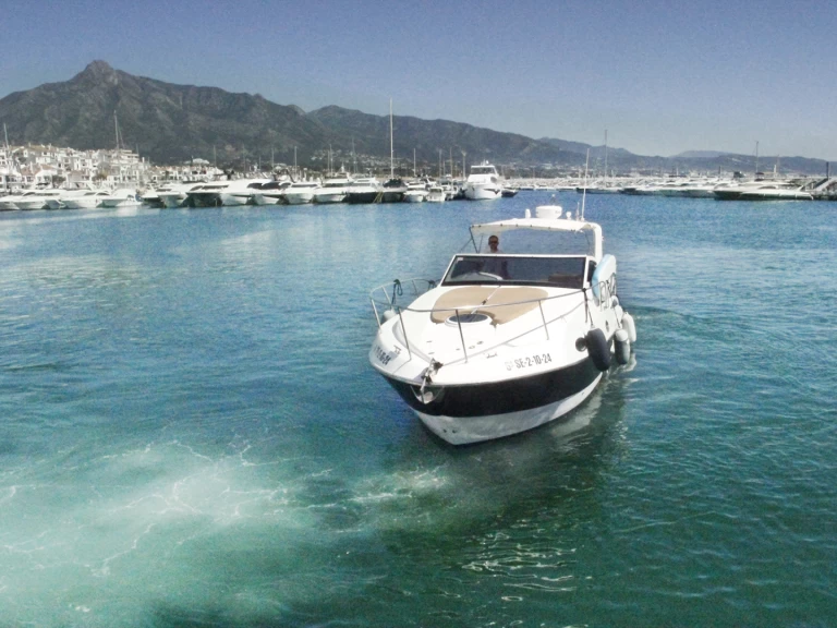 Motorboot mieten in Marbella - Moa Platinum 32