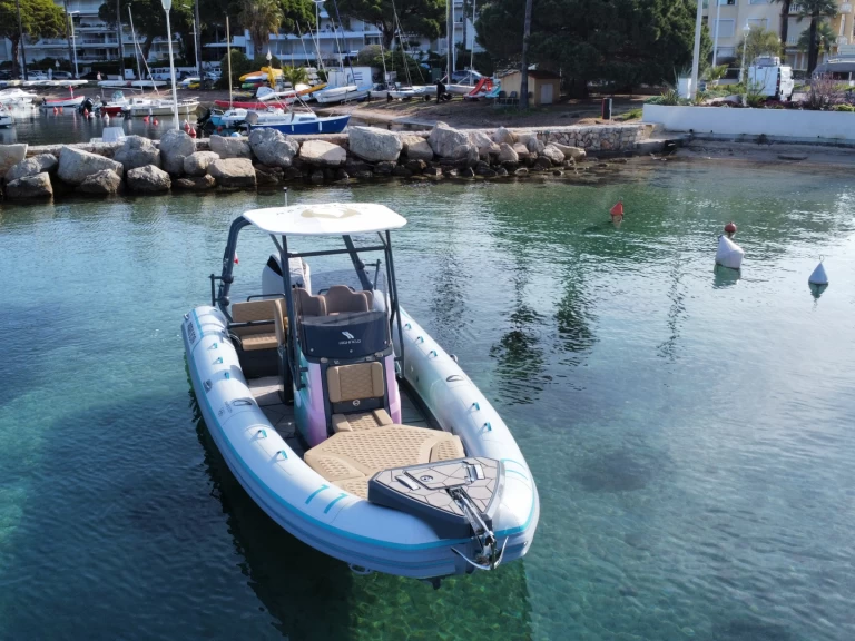 YachtCharter in Mandelieu-la-Napoule - Highfield Sport 700 auf SamBoat