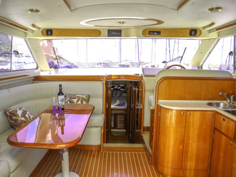 Motorboot mieten in Marbella zum besten Preis