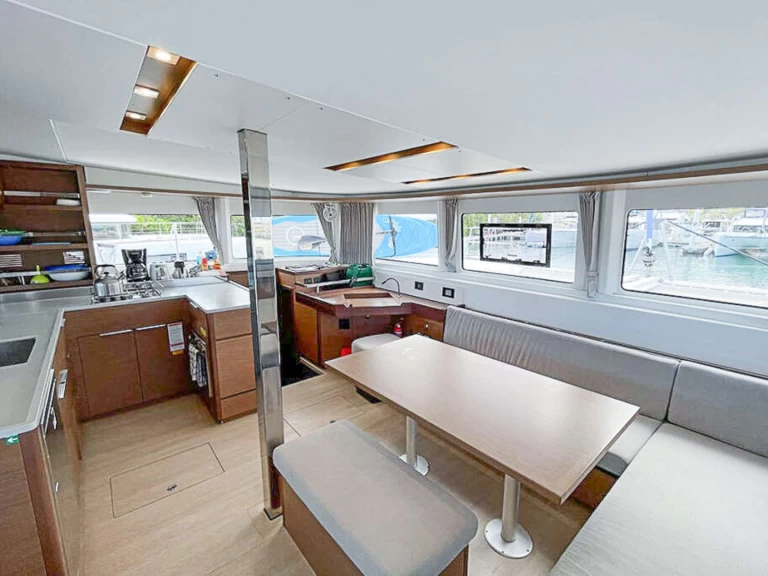 Yacht mit oder ohne Skipper Lagoon mieten in Britische Jungferninseln