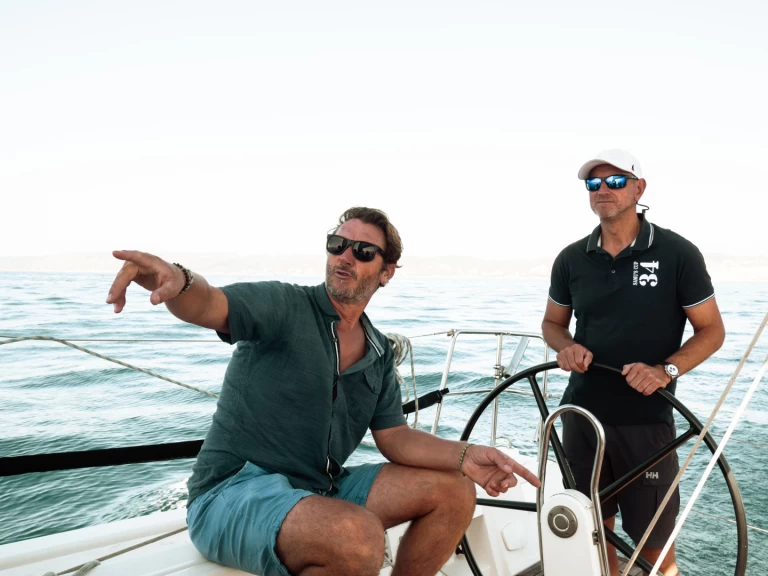 Segelboot mit oder ohne Skipper Bénéteau mieten in Marseille