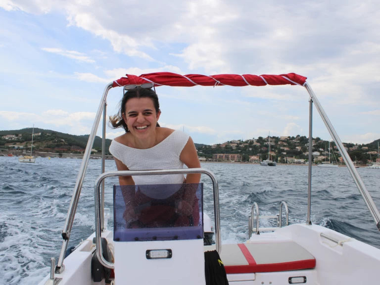 Motorboot mieten in Agay zum besten Preis