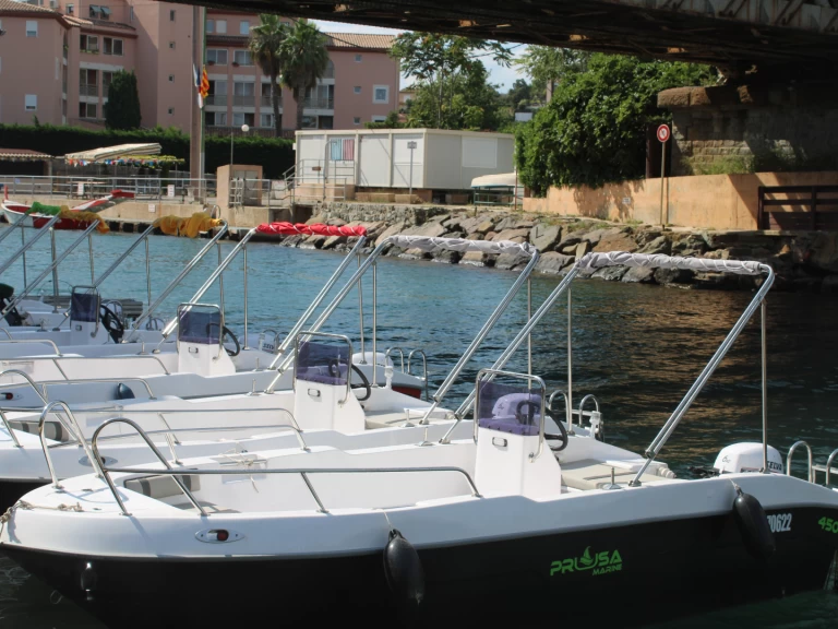 PRUSA MARINE TEKNE IMALAT PRUSA 450 mieten Agay