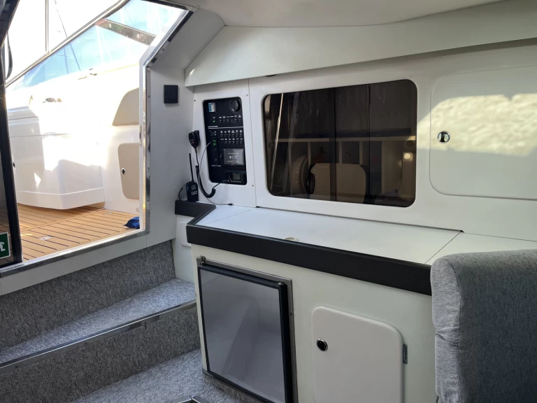 Ein Sunseeker Thunderhawk 43 mieten in Palma de Mallorca