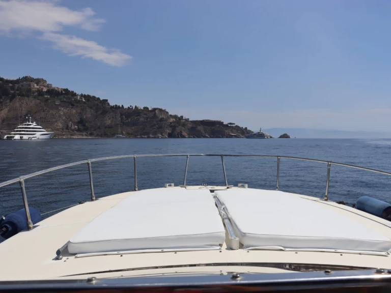 YachtCharter in Taormina - Shuttle Shuttle 43 auf SamBoat