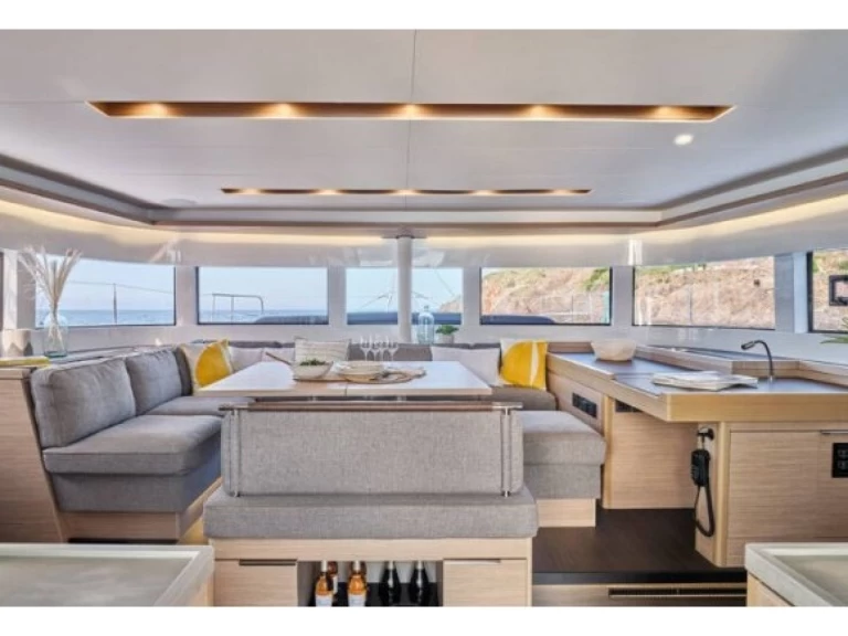 Katamaran mieten in Sukošan zum besten Preis