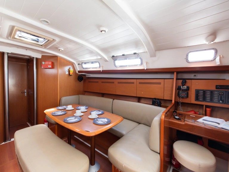 Segelboot mieten in Lefkáda zum besten Preis