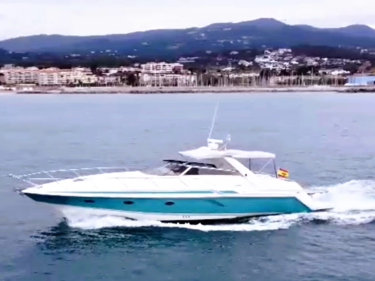 YachtCharter in Sant Andreu de Llavaneres - Sunseeker Camargue 50 auf SamBoat