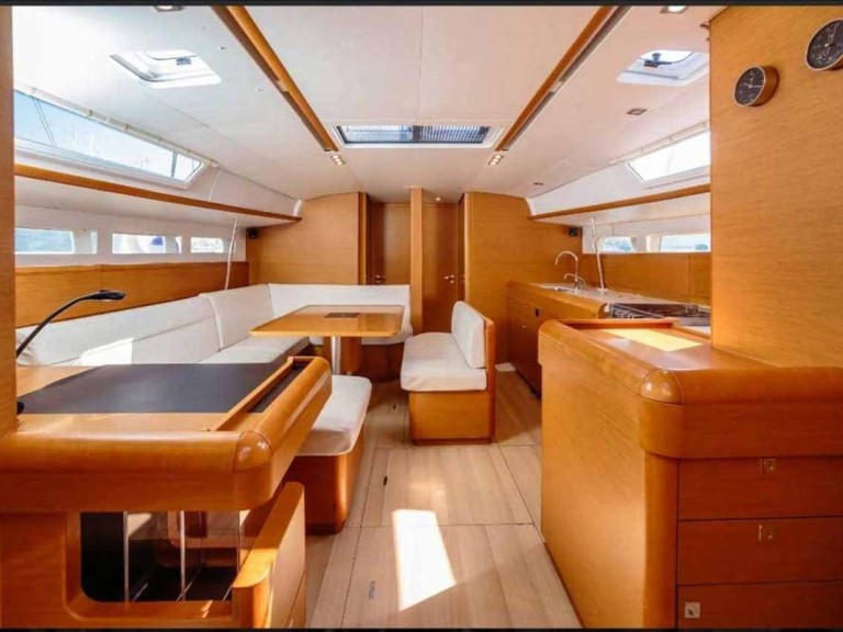 Segelboot mit oder ohne Skipper Jeanneau mieten in Tropea