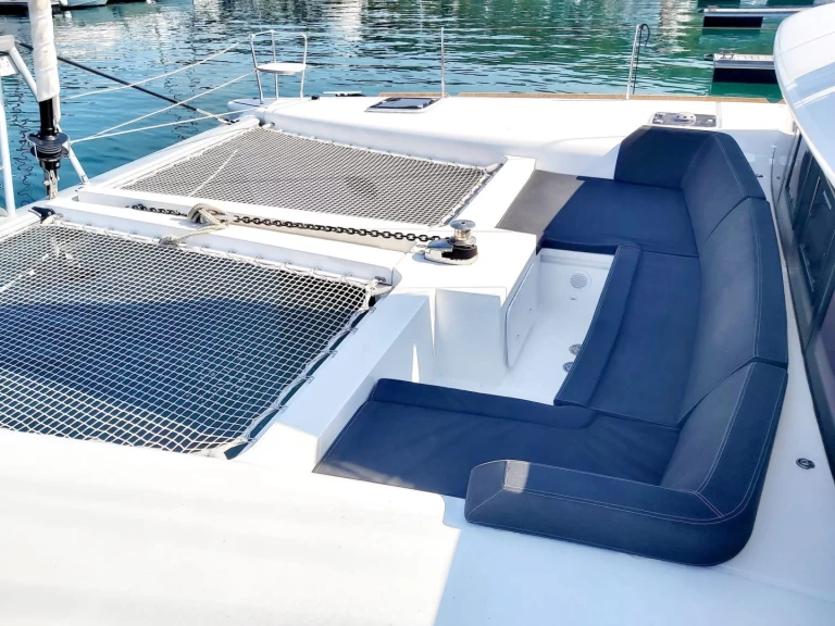 Lagoon Lagoon 450 F mieten Primošten