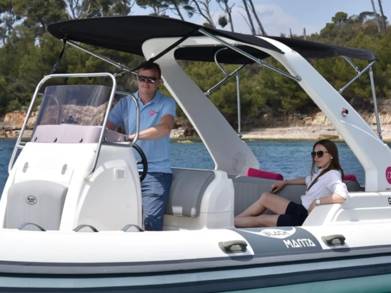 Schlauchboot mieten in Juan-les-Pins - Black Manta B7