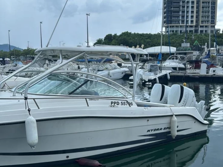Motorboot mit oder ohne Skipper hydra sport mieten in Fort-de-France
