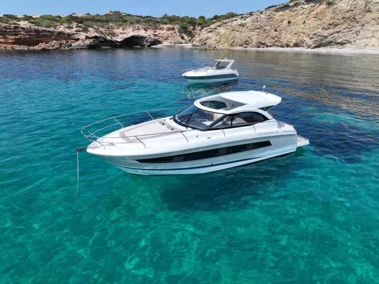 YachtCharter in Ibiza Town - Jeanneau Leader 36 auf SamBoat