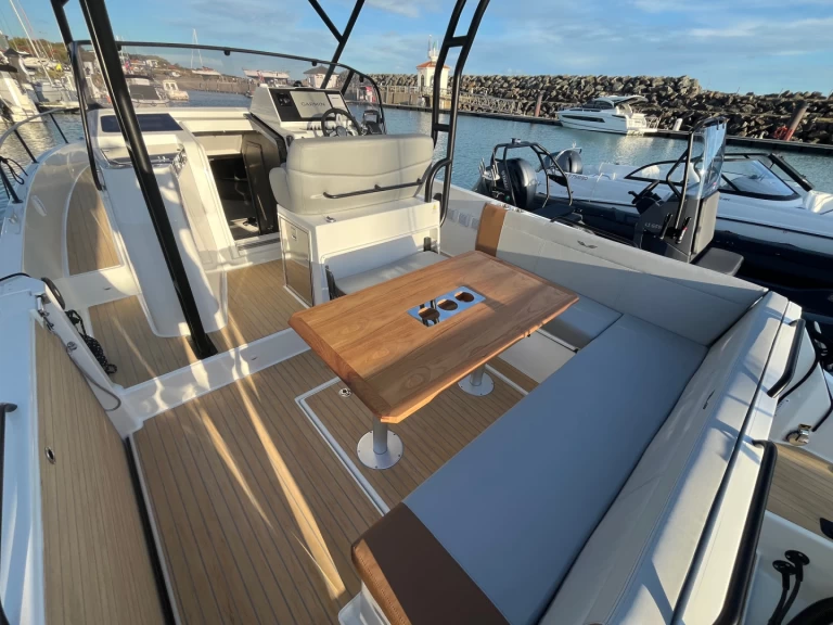 Motorboot mit oder ohne Skipper Bénéteau mieten in Port Bourgenay