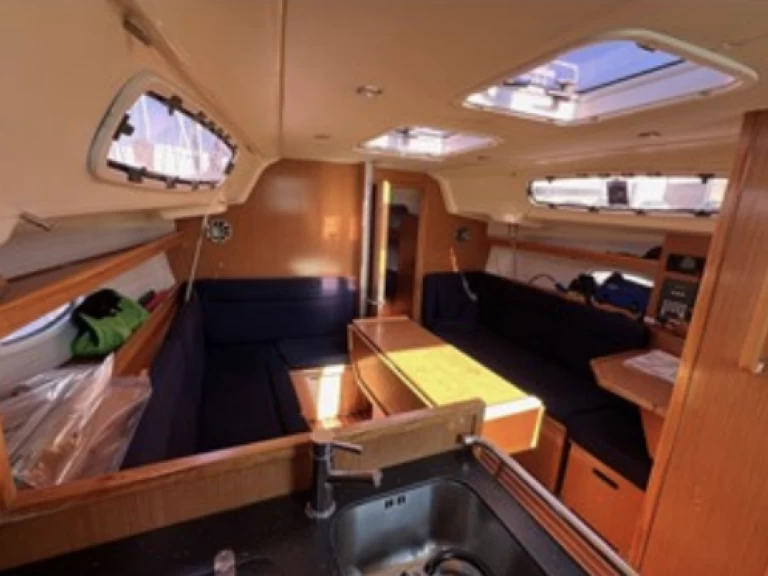 YachtCharter in Lemmer - Bavaria Bavaria 35 Cruiser auf SamBoat