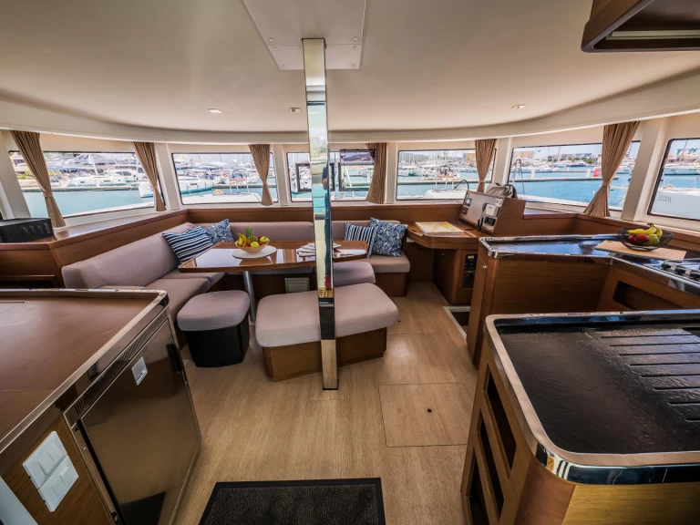 Ein Lagoon Lagoon 42 mieten in Le Marin