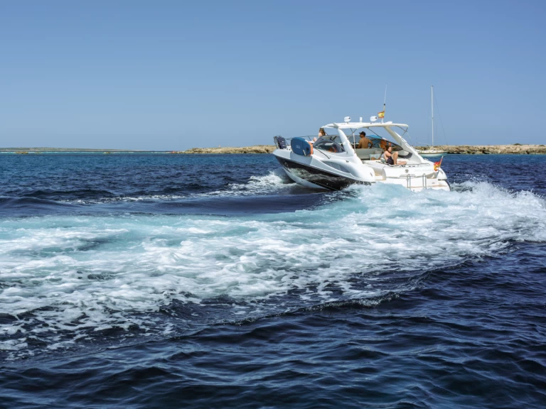 Motorboot mieten in Marina Botafoch - Sunseeker Superhawk 48