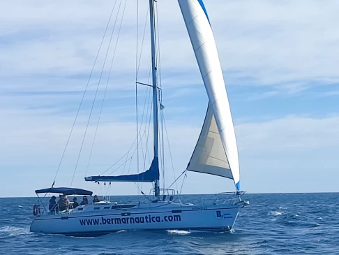 Bénéteau Oceanis 43 mieten La Manga