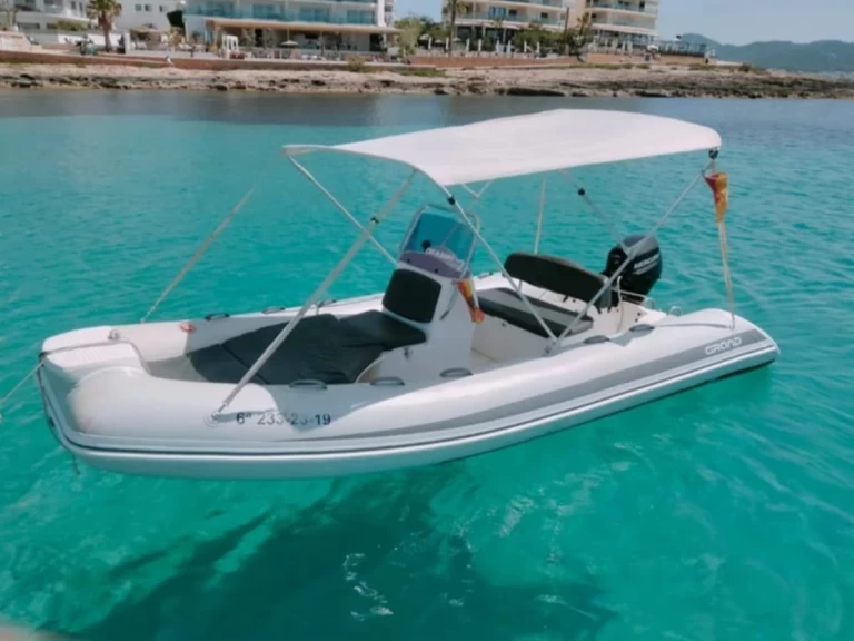 Bootsverleih Grand Boats Golden Line G340EF Sant Antoni de Portmany Samboat