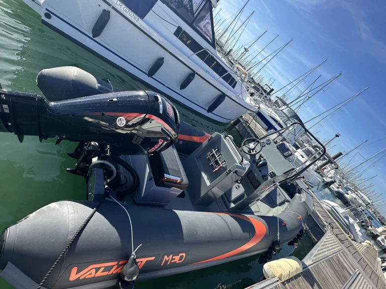 Boot mieten Royan günstig Valiant 630 Sport