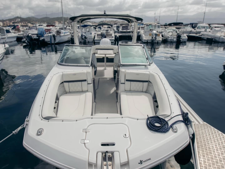 Vermietung Motorboot Régal mit Führerschein