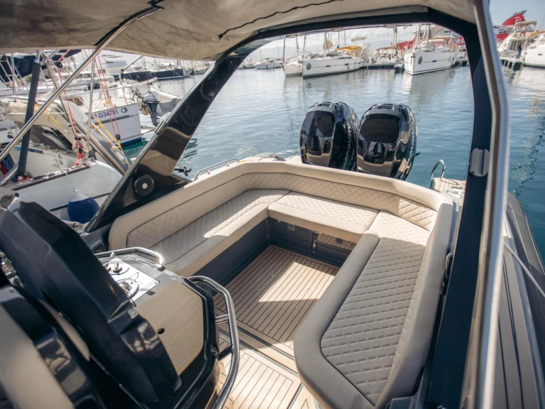 YachtCharter in Porticcio - Salpa SALPA 33 SOLEIL auf SamBoat