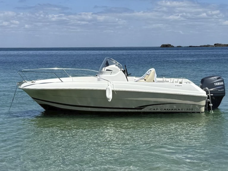 YachtCharter in Quiberon - Jeanneau Cap Camarat 555 Style auf SamBoat