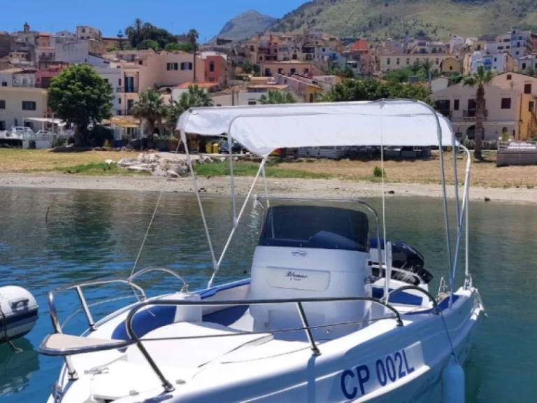 Motorboot mieten in Castellammare del Golfo zum besten Preis