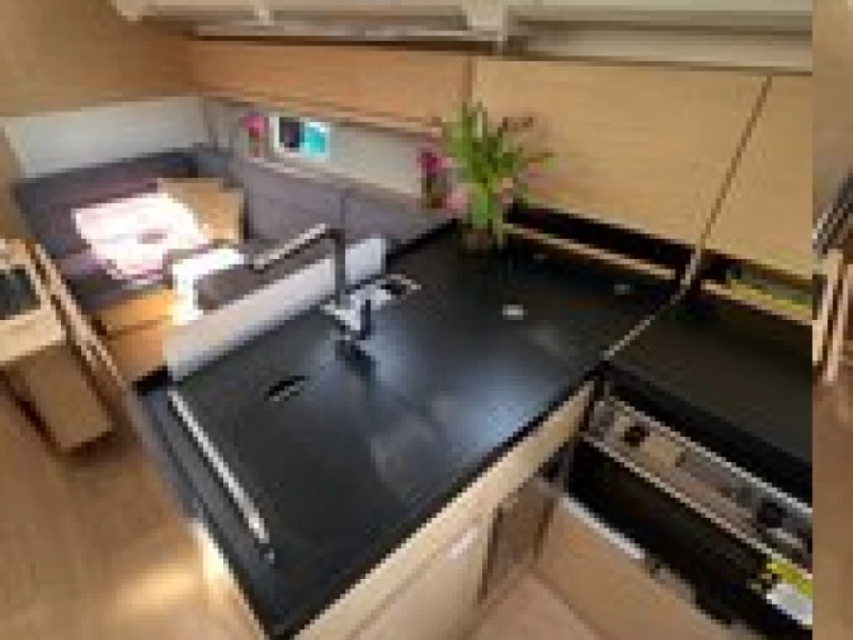 Segelboot mieten in Seget Donji zum besten Preis