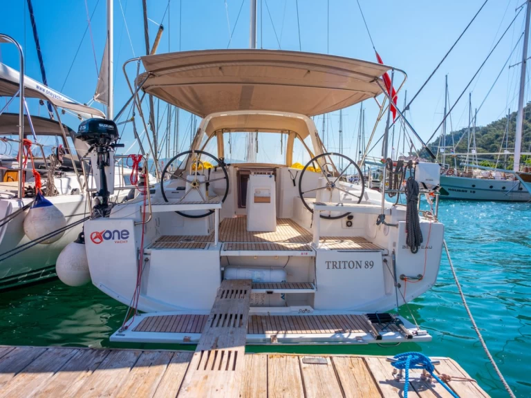 Bénéteau Oceanis 38.1 mieten Fethiye