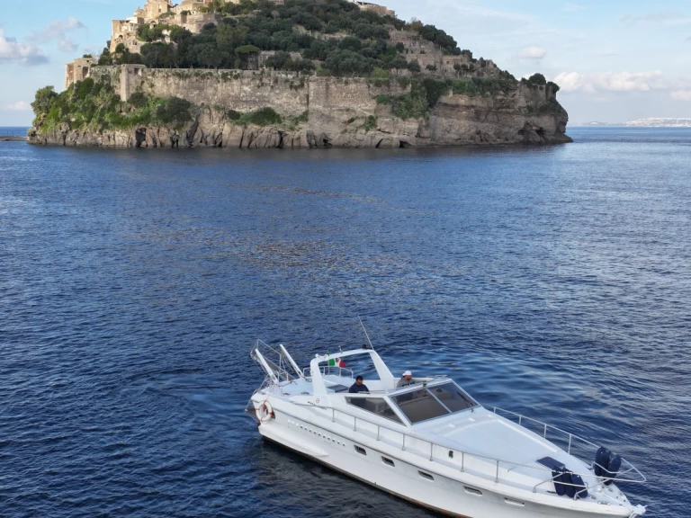 Motorboot mieten in Ischia zum besten Preis