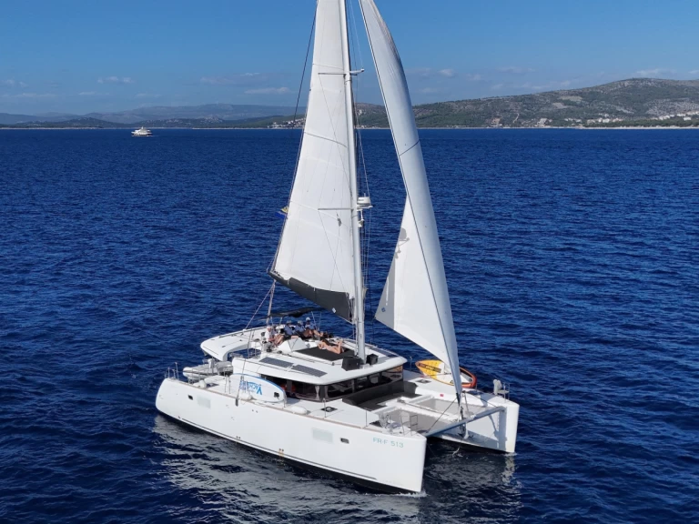YachtCharter in Šibenik - Lagoon Lagoon 450 F auf SamBoat