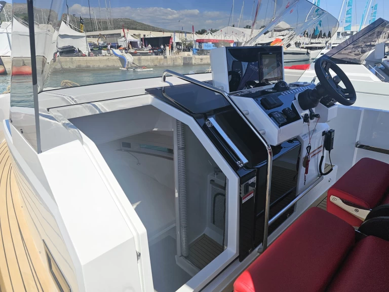 YachtCharter in Seget Donji - De Antonio De Antonio D32 auf SamBoat