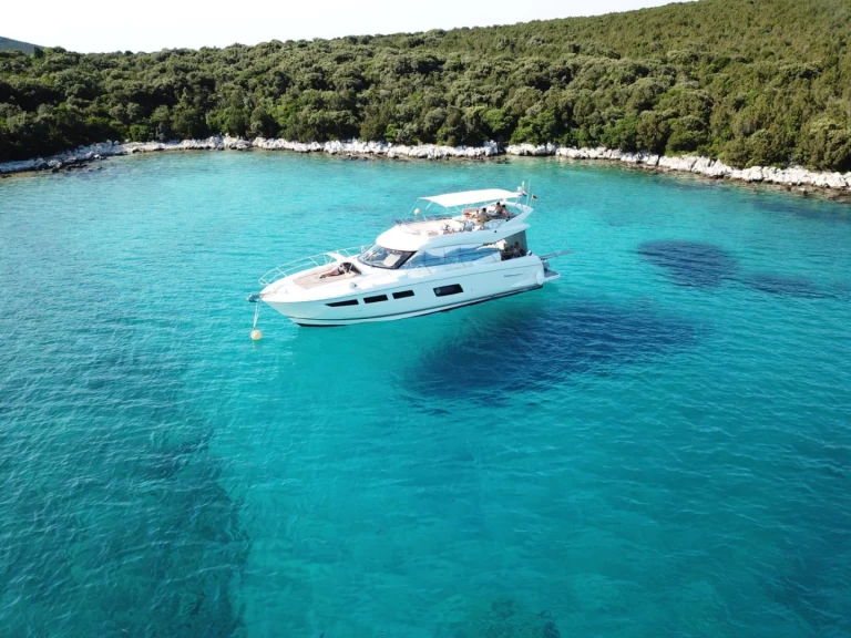 Vermietung Motorboot Prestige mit Führerschein