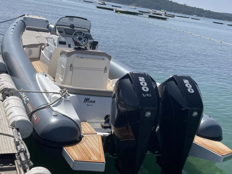 Vermietung Schlauchboot Lomac mit Führerschein