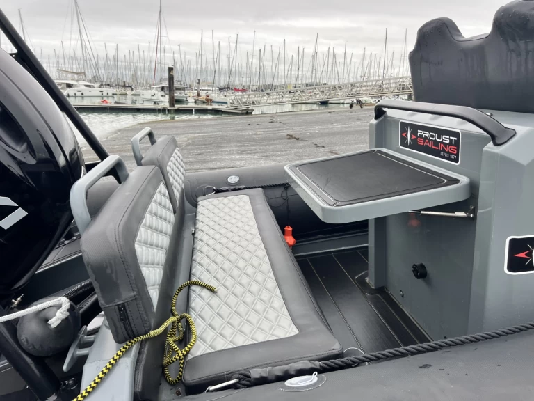 Vermietung Schlauchboot Highfield mit Führerschein