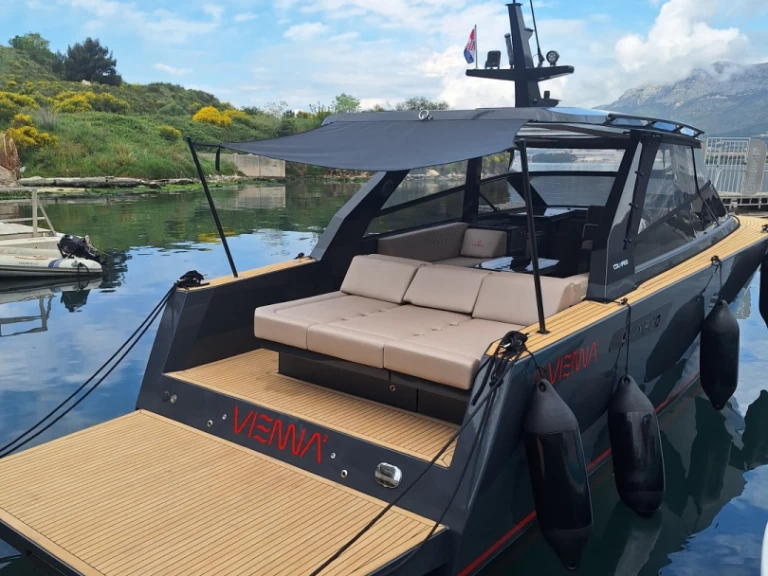 Motorboot mieten in Split zum besten Preis