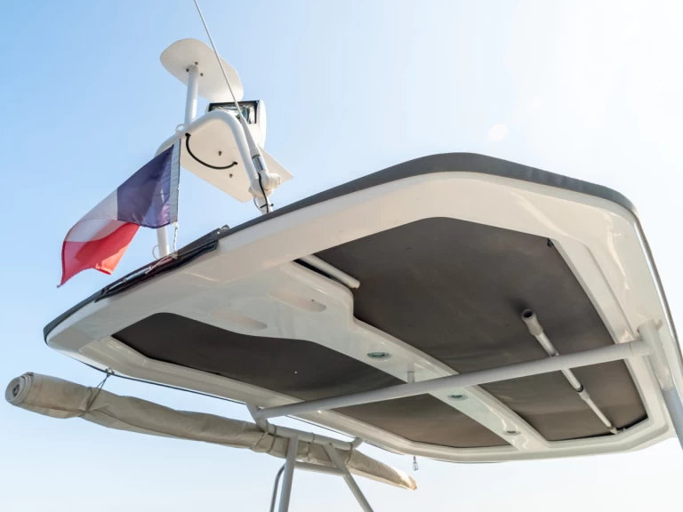 Motorboot mieten in Mandelieu-la-Napoule - Axopar 28 T-Top